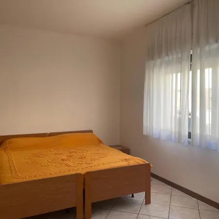 Apartment Sea Breeze In *