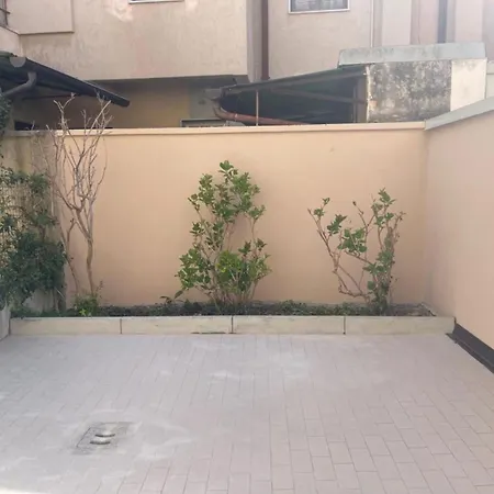 Sea Breeze In Apartment *